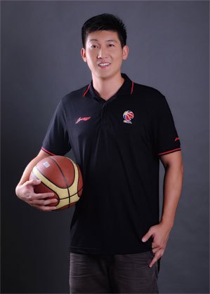 儿童篮球基本功训练内容包括_1